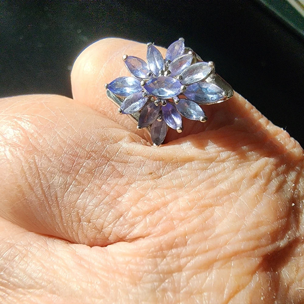 NWOT Stauer Sunburst Tanzanite Ring 2 CTW Sterling Silver setting SZ 6